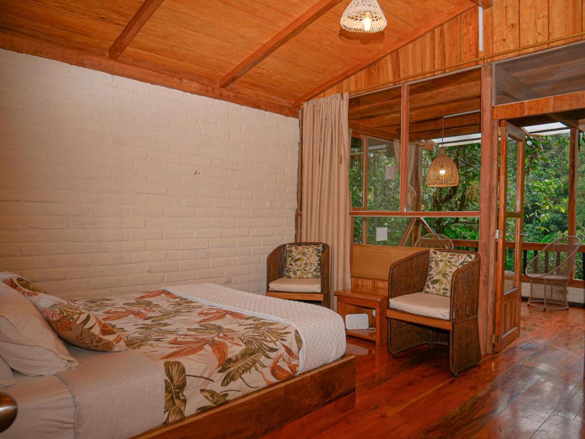 Casa De Vista Alta Otel Mindo Dış mekan fotoğraf