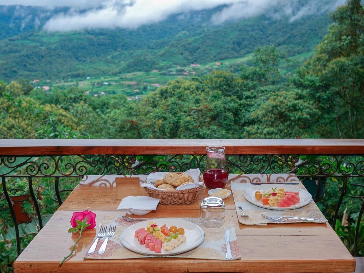 Casa De Vista Alta Otel Mindo Dış mekan fotoğraf