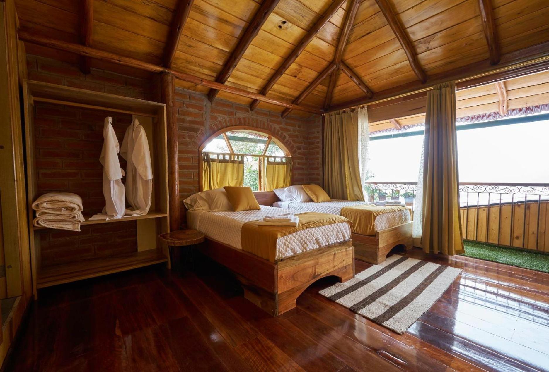 Casa De Vista Alta Otel Mindo Dış mekan fotoğraf