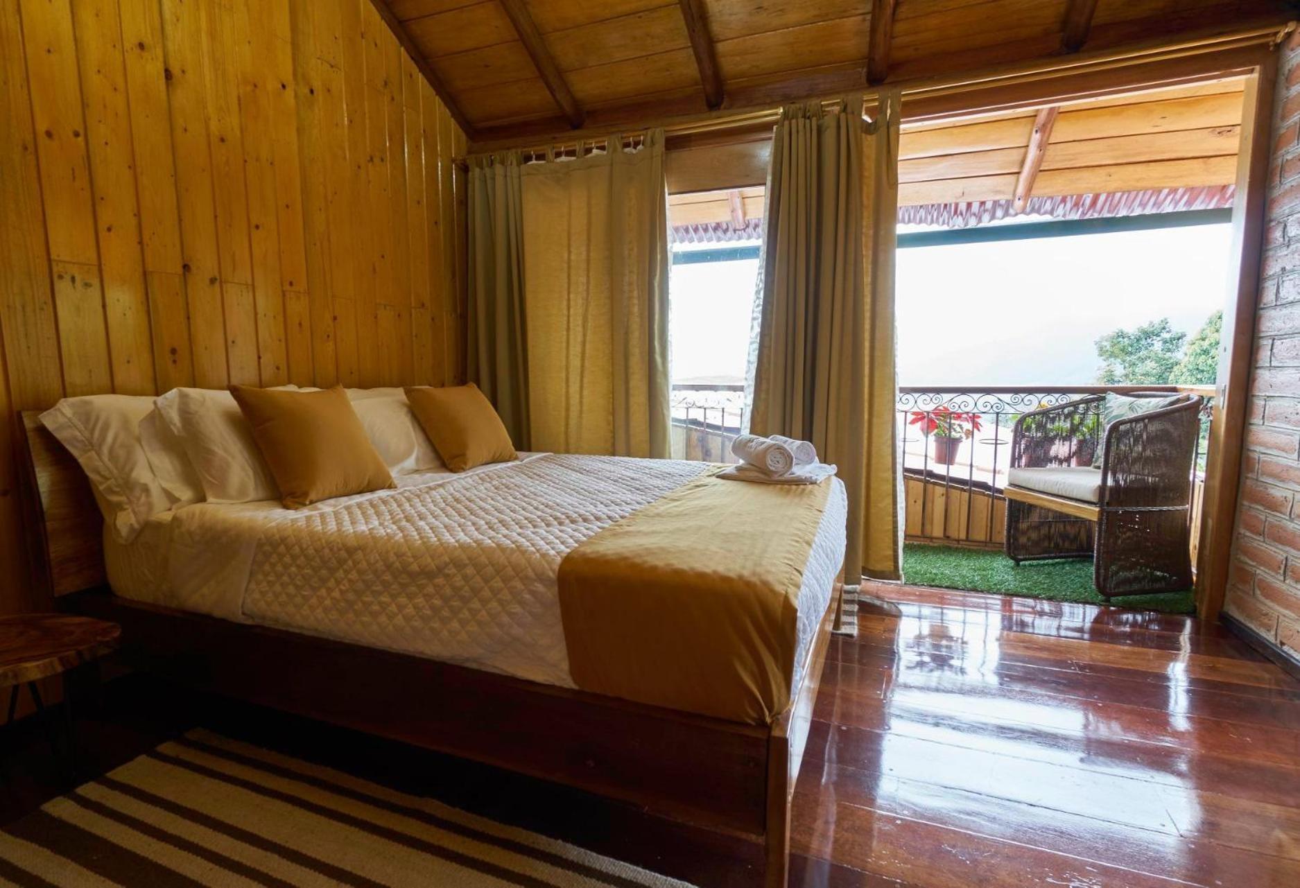 Casa De Vista Alta Otel Mindo Dış mekan fotoğraf