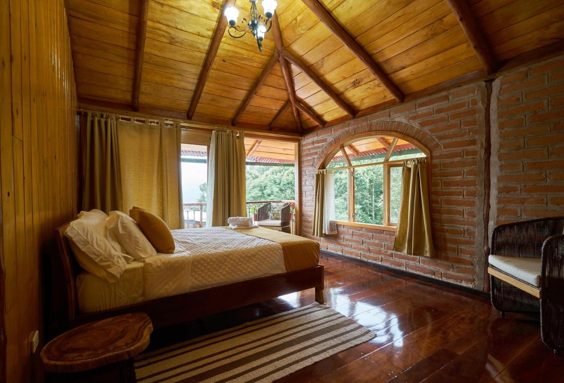 Casa De Vista Alta Otel Mindo Dış mekan fotoğraf