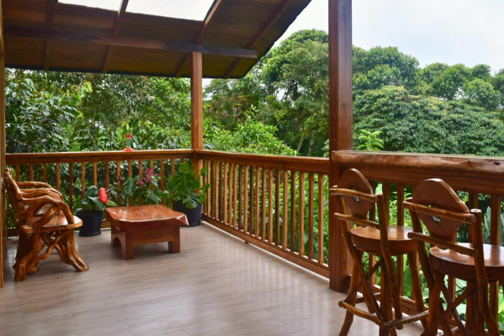 Casa De Vista Alta Otel Mindo Dış mekan fotoğraf